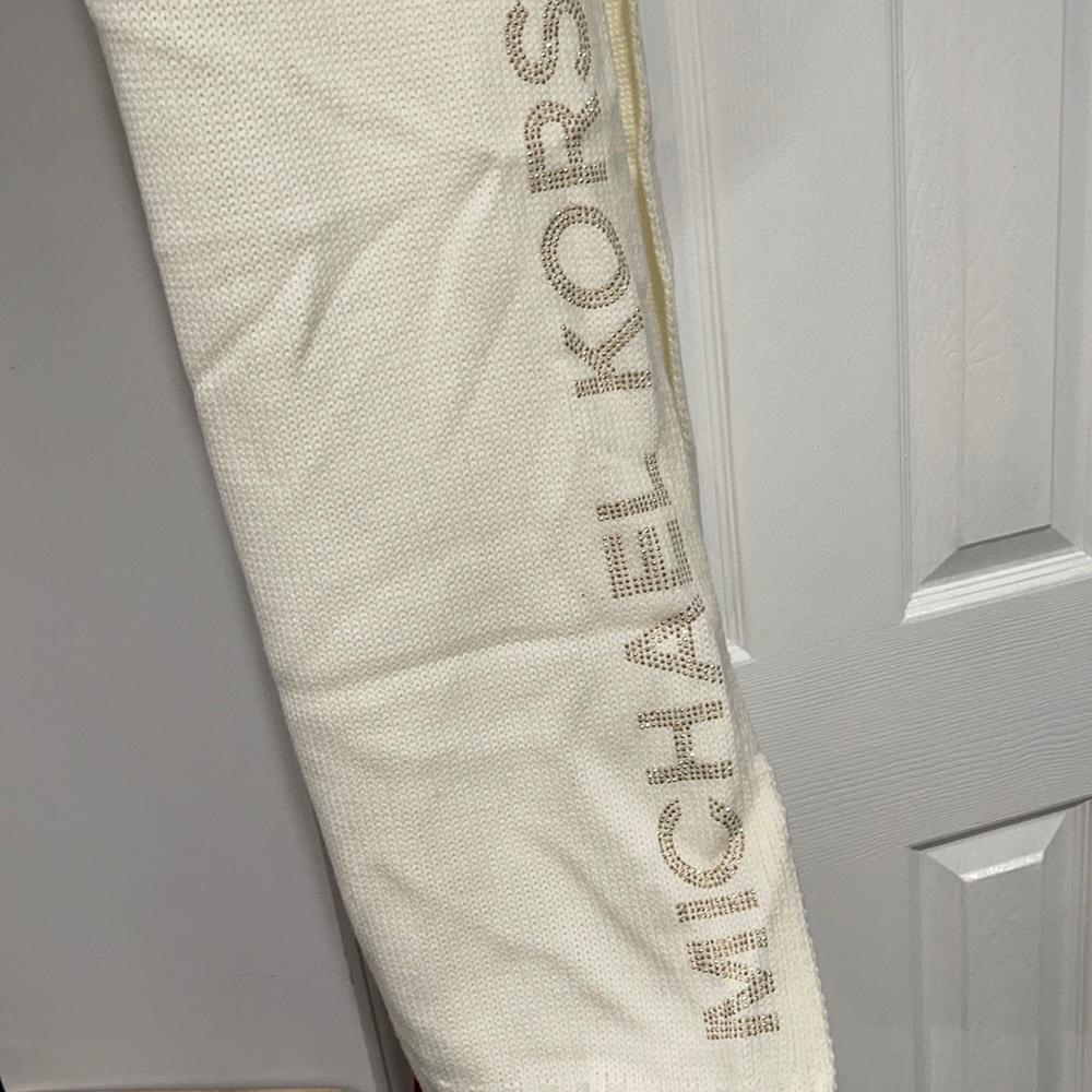 Michael Kors knit scarf